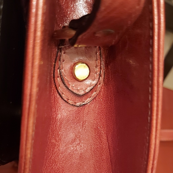 Ingledews vintage mini crossbody/shoulder leather bag - Picture 11 of 16